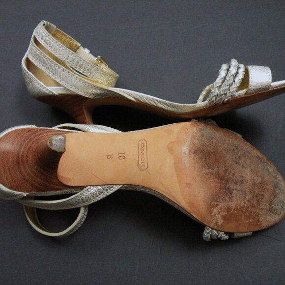 COACH-IEESHA Gold Leather Strappy Kitten Heel Sandals Open Toe 10 - Picture 6 of 7
